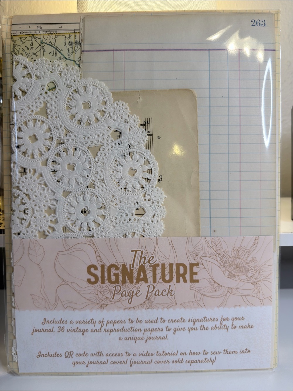 The Signature Page Pack - White & Cream Decorative Papers by
